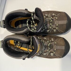 Keen Targhee II Mid Hiking Boots Size 6